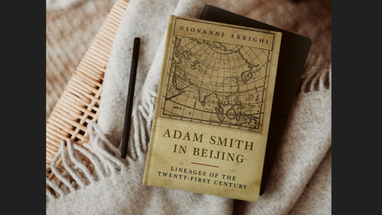 مرور و بررسی کتاب آدام اسمیت در پکن تبارهای قرن بیست‌ویکم
